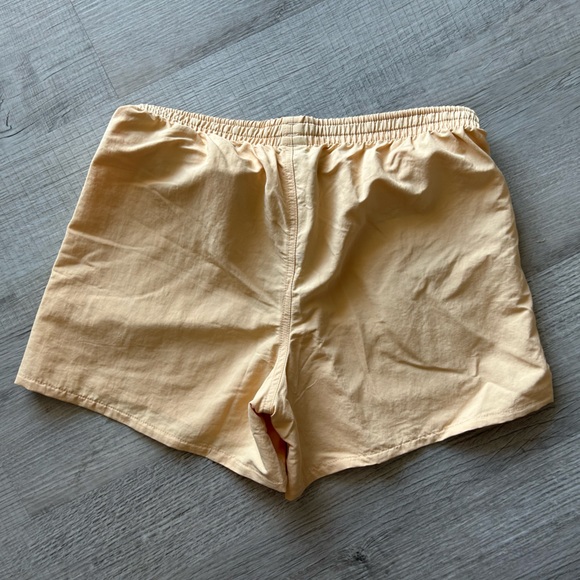 Patagonia Sandy Melon 5” Baggies - Picture 3 of 4